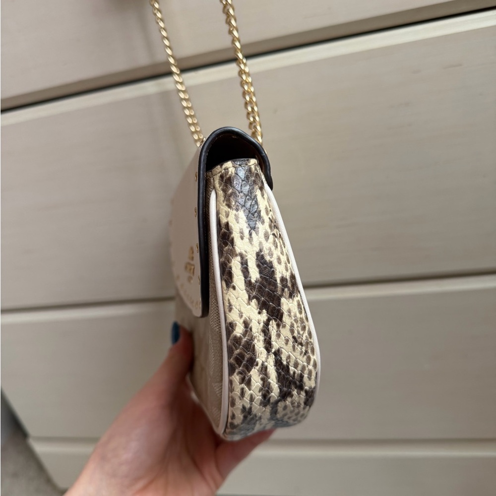 Coach Purse - Picture 4 of 13